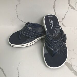 Clarks Cloudsteppers Breeze Navy Flip Flop Sandal US 6